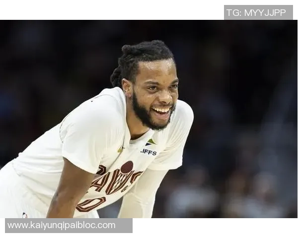 加兰表现出色三分命中率高效贡献15分5板6助球队战绩提升至正负值18最低 加兰表现出色三分命中率高效贡献15分5板6助球队战绩提升至正负值18最低