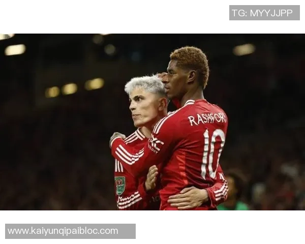 曼联提前召回21岁中场科利尔西布朗出场12次表现引关注